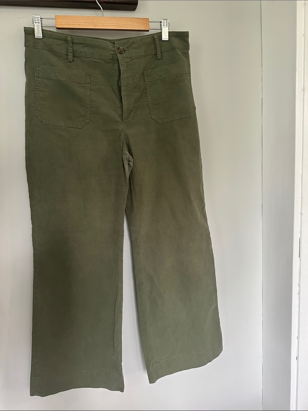 J. Crew Factory Olive Green Wide-Leg Lizzie Pants with Front Patch Pockets